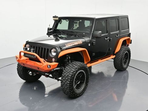 Used 2015 Jeep Wrangler Unlimited Sport w/ Connectivity Group image 31