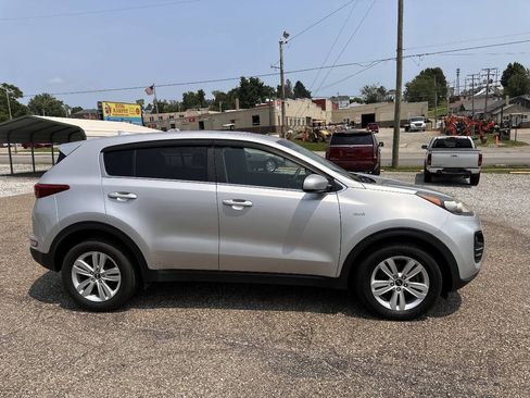 Used 2018 Kia Sportage LX AWD/4WD image 9
