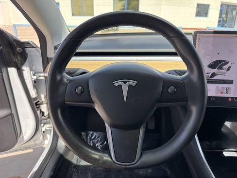 Used 2020 Tesla Model 3 RWD image 27