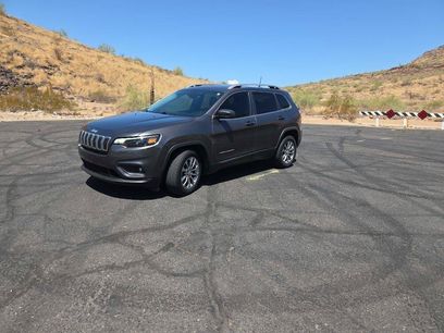 Used 2019 Jeep Cherokee Latitude Plus w/ Comfort/Convenience Group