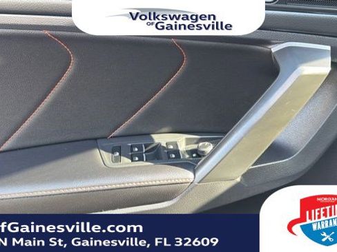 Used 2024 Volkswagen Tiguan Wolfsburg Edition image 17