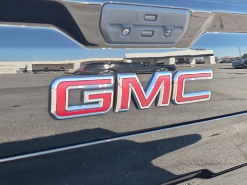 Used 2021 GMC Sierra 1500 SLT w/ SLT Premium Package image 22