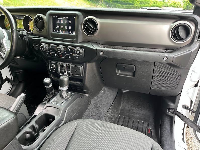 Used 2020 Jeep Gladiator Sport w/ Quick Order Package 24S AWD/4WD image 39