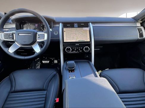 New 2025 Land Rover Discovery Dynamic SE AWD/4WD image 5