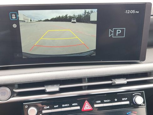 Used 2025 Hyundai Tucson SEL FWD image 15