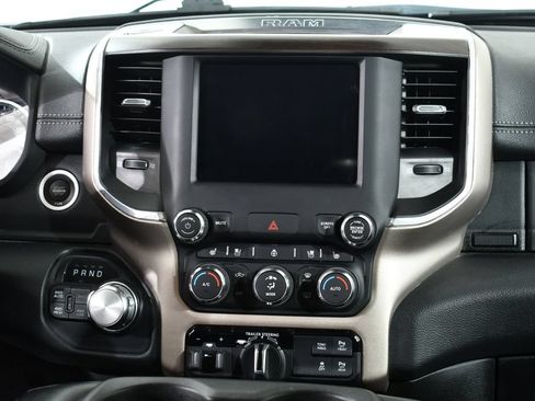 Used 2021 RAM 1500 Laramie AWD/4WD image 9