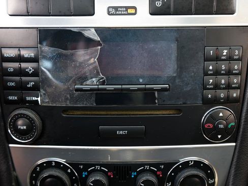 Used 2005 Mercedes-Benz C 230 Sedan image 30