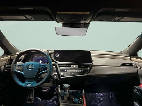 Used 2025 Lexus ES 350 F Sport image 11