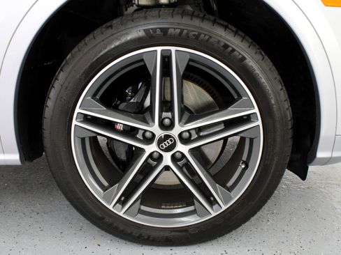 Used 2020 Audi SQ5 Premium Plus w/ Premium Plus Package image 83