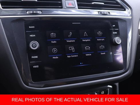 Used 2021 Volkswagen Tiguan SE R-Line AWD/4WD image 8