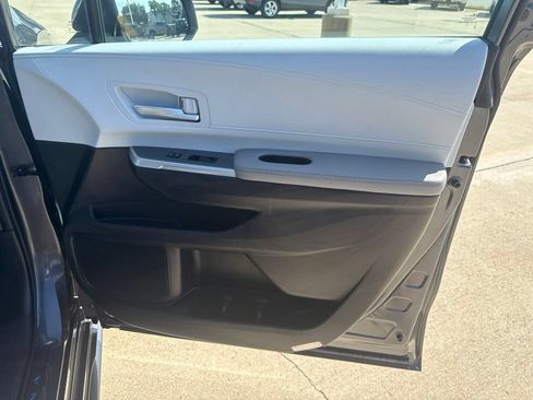 Certified 2025 Toyota Sienna XLE w/ XLE Plus Package AWD/4WD image 22