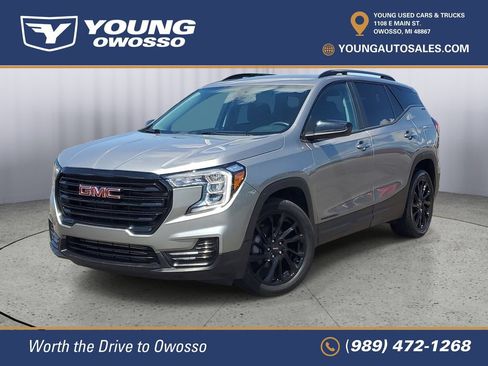 Used 2023 GMC Terrain SLE w/ Driver Convenience Package FWD image 1