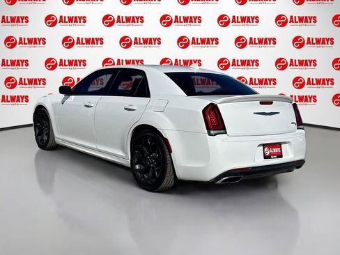 Used 2019 Chrysler 300 S w/ S Model Appearance Package image 8