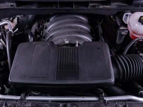 Used 2025 GMC Yukon Denali Ultimate AWD/4WD image 7