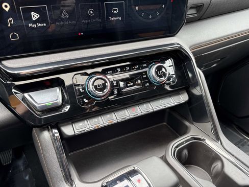 Used 2023 GMC Sierra 1500 AT4 w/ AT4 Premium Package image 26