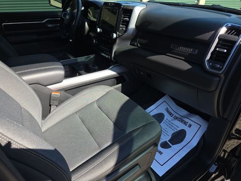 Used 2024 RAM 1500 Big Horn AWD/4WD image 20