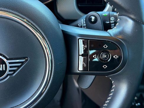 Used 2022 MINI Cooper S image 17