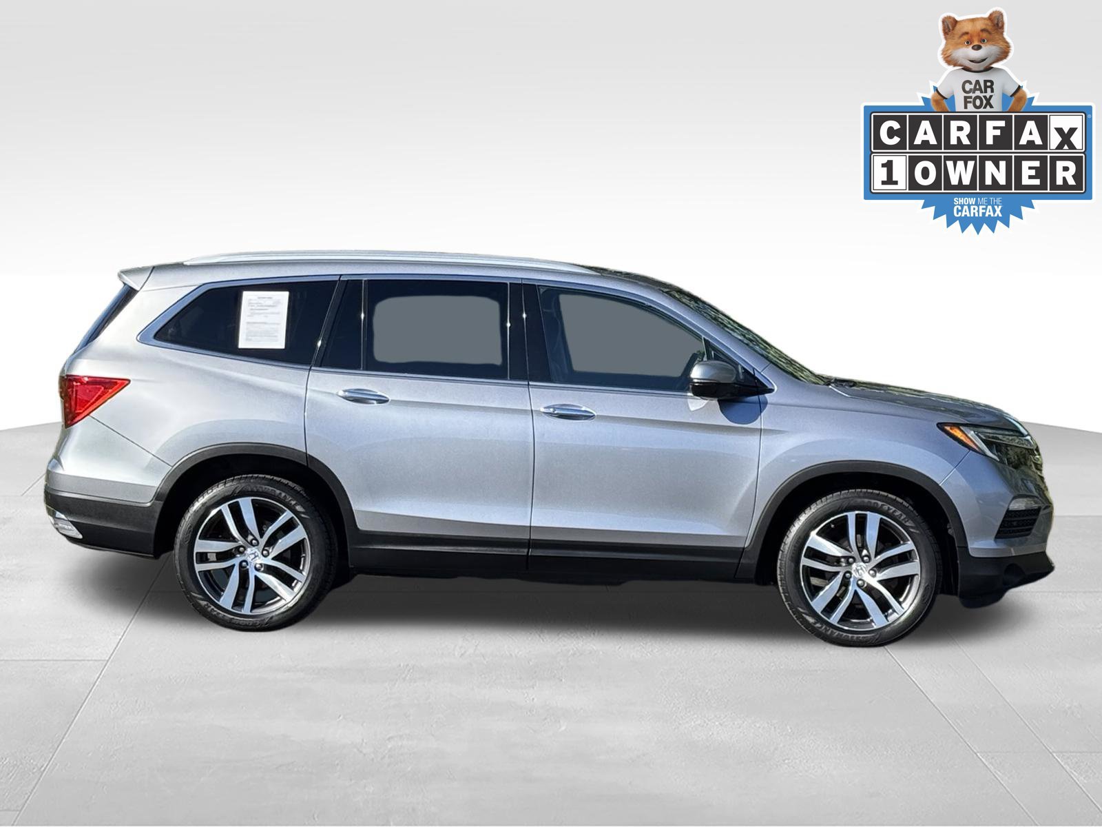Used 2016 Honda Pilot Elite image 3