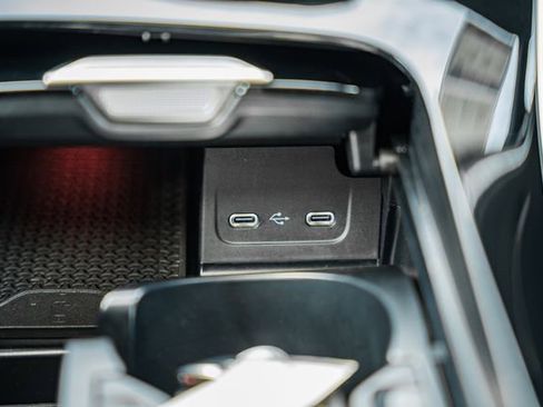 Certified 2025 Mercedes-Benz C 300 4MATIC Sedan image 25