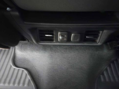 Used 2020 GMC Sierra 1500 Elevation w/ Elevation Value Package image 24