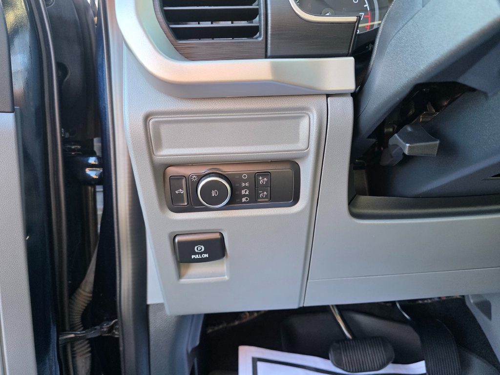 Used 2022 Ford F150 XLT AWD/4WD image 25