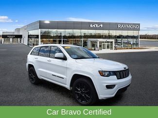 Used 2020 Jeep Grand Cherokee Altitude AWD/4WD video 1