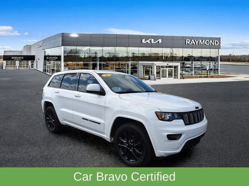 Used 2020 Jeep Grand Cherokee Altitude AWD/4WD image 1