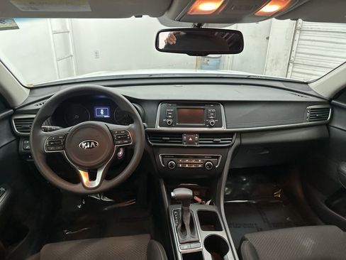 Used 2016 Kia Optima LX w/ LX Convenience Package image 19