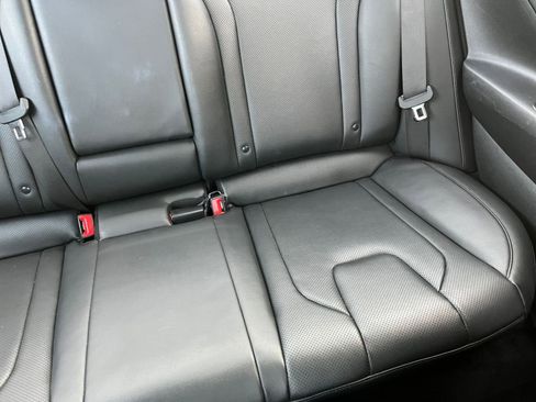 Used 2025 Hyundai Elantra Limited image 40