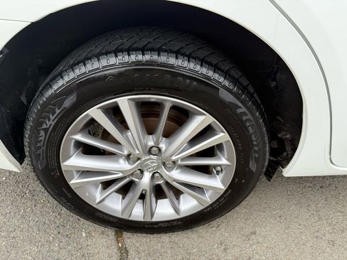 Used 2014 Toyota Corolla S Premium image 29