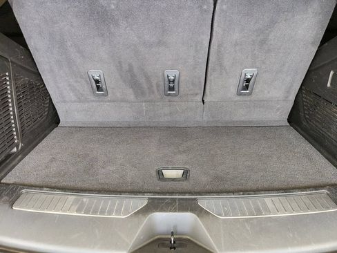 Used 2024 Chevrolet Tahoe Z71 w/ Luxury Package AWD/4WD image 34