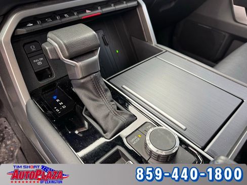 Used 2022 Toyota Tundra Platinum image 32
