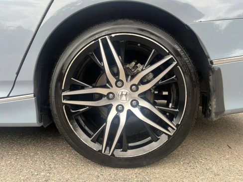 Used 2021 Honda Accord Touring image 33