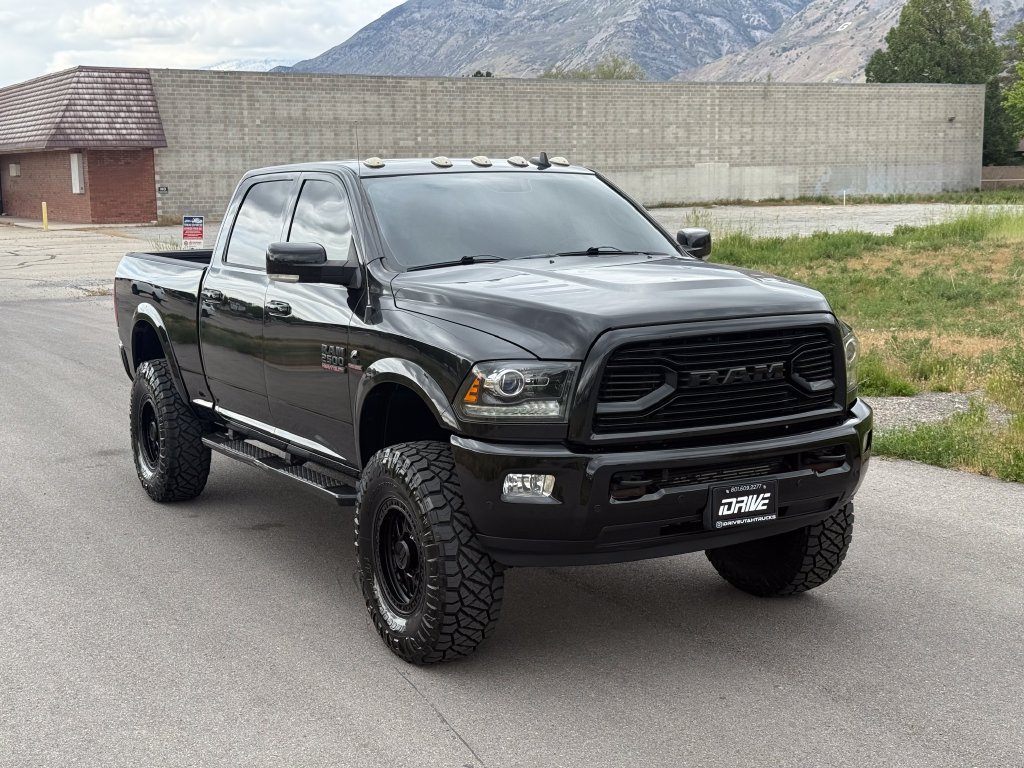 Used 2018 RAM 2500 Laramie w/ Sport Appearance Group AWD/4WD image 2