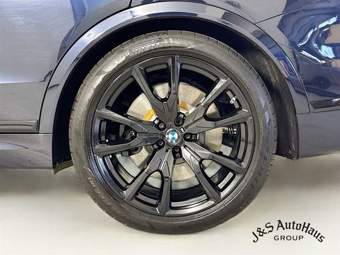 Used 2025 BMW X7 M60i AWD/4WD image 41