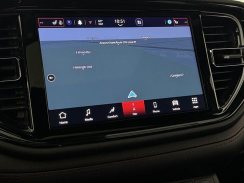 Certified 2025 Dodge Durango GT image 17