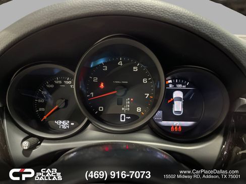 Used 2021 Porsche Macan AWD/4WD image 33