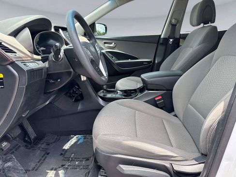 Used 2017 Hyundai Santa Fe Sport FWD image 19