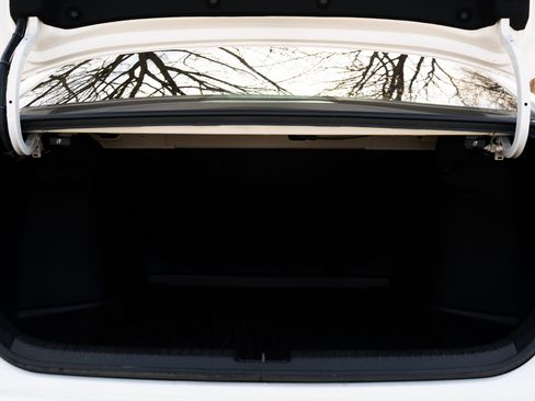 Used 2025 Honda Accord EX-L image 43