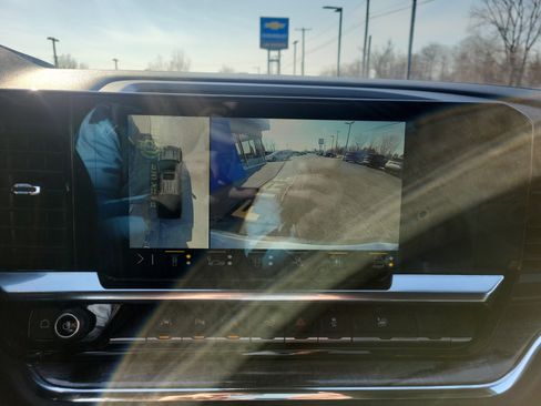 Certified 2023 Chevrolet Silverado 1500 LTZ image 10