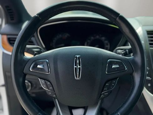 Used 2019 Lincoln MKC Reserve w/ MKC Climate Package AWD/4WD image 17