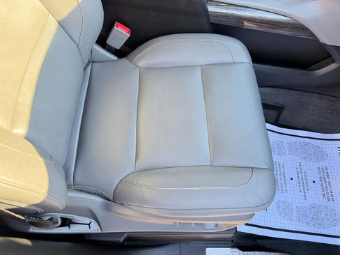 Used 2020 Chevrolet Suburban LT image 49