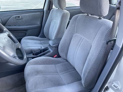 Used 2001 Toyota Camry LE image 12