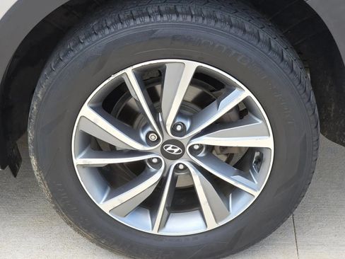 Used 2020 Hyundai Santa Fe SEL w/ Convenience + Premium Package AWD/4WD image 34