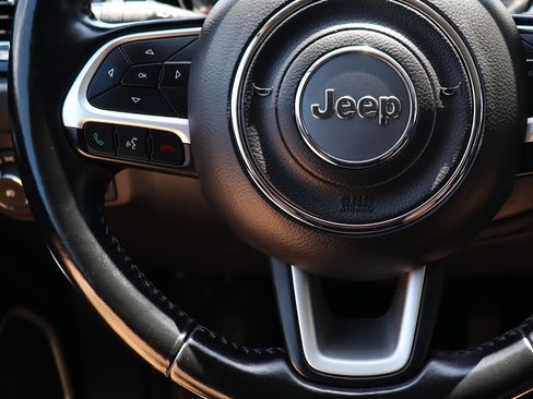 Used 2020 Jeep Compass Latitude FWD image 53