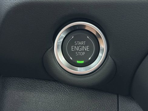 New 2026 Chevrolet Suburban LS RWD image 18
