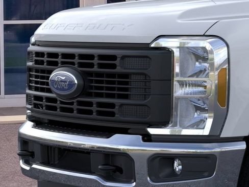 New 2026 Ford F350 XL w/ XL Driver Assist Package AWD/4WD image 18