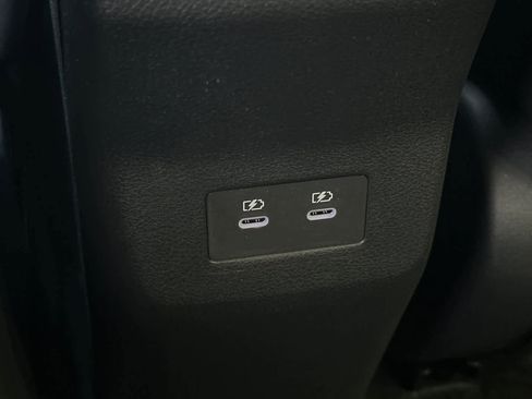 New 2026 Nissan Kicks SR w/ Illumination Package image 15