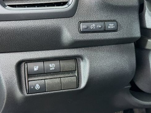 Used 2019 Nissan Leaf SV w/ SV All Weather Package FWD image 10