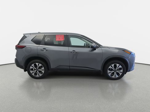 Certified 2023 Nissan Rogue SV image 4